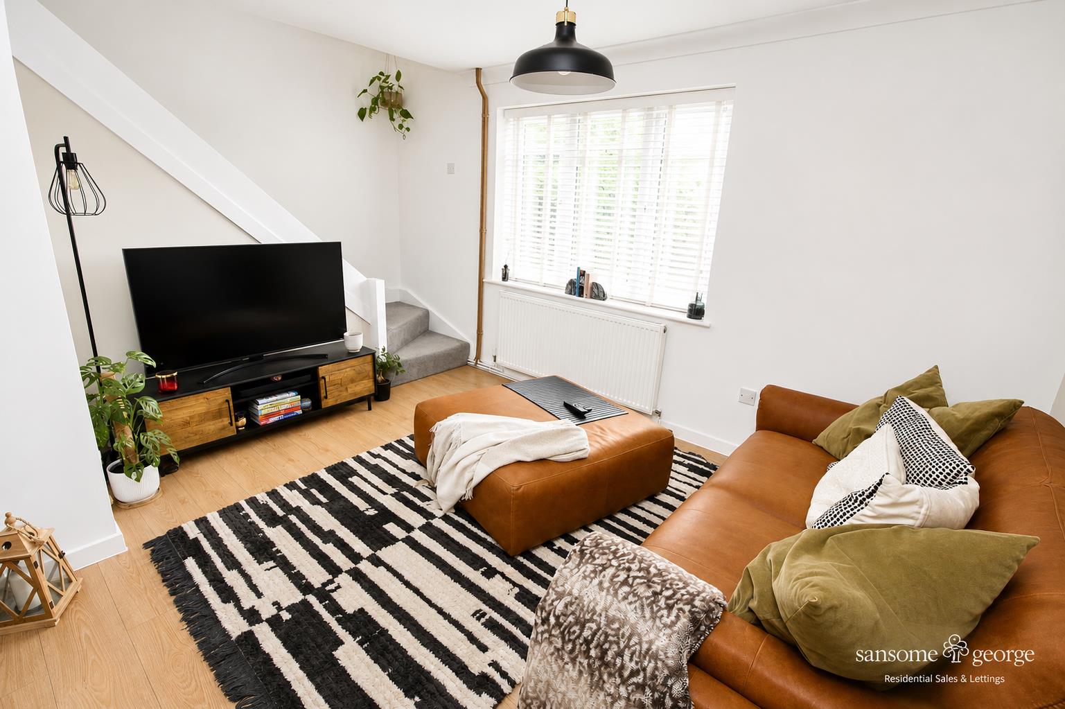 Lamorna Crescent, Tilehurst, Reading